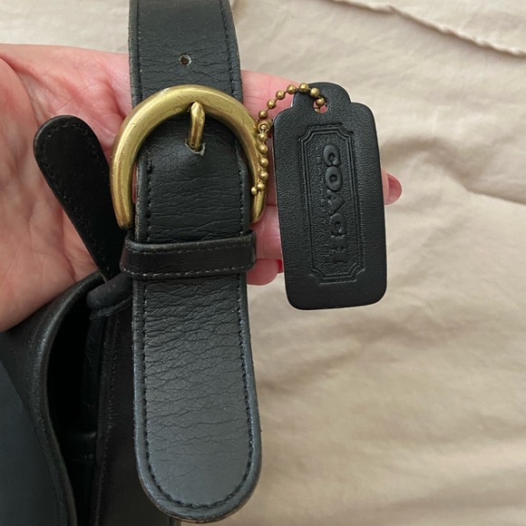 Vintage Coach Whitney, black with brass hardware - Picture 4 of 15